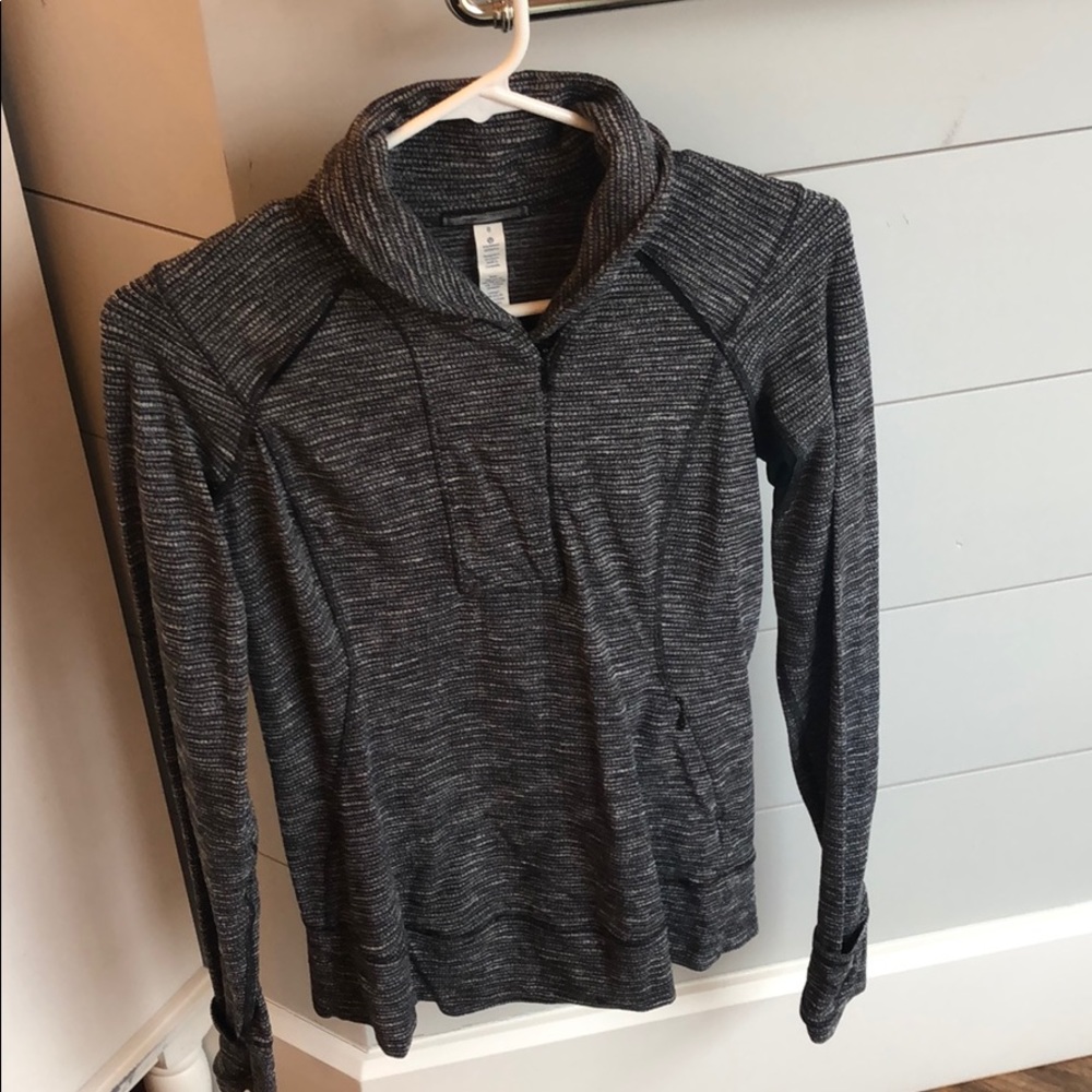 Lululemon top